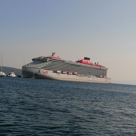Goekmavi Pansiyon Bodrum Exterior foto