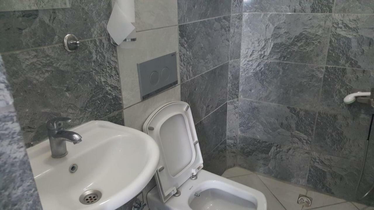 Goekmavi Pansiyon Bodrum Exterior foto